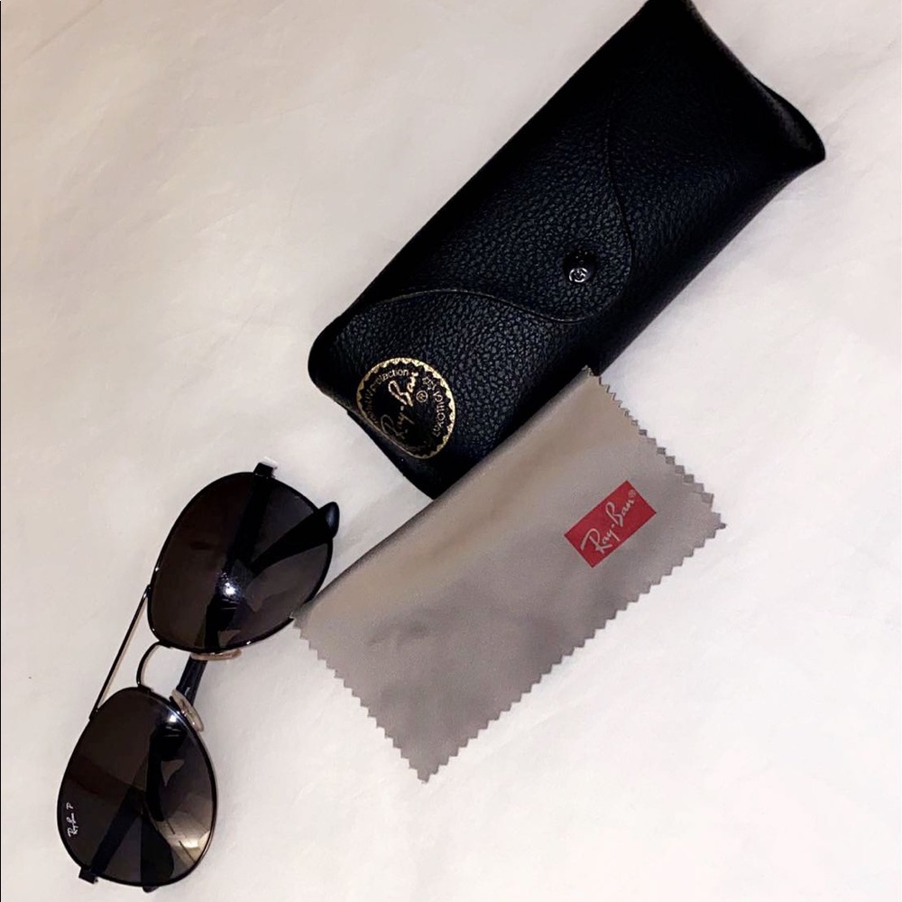 Ray Ban Aviator sunglasses